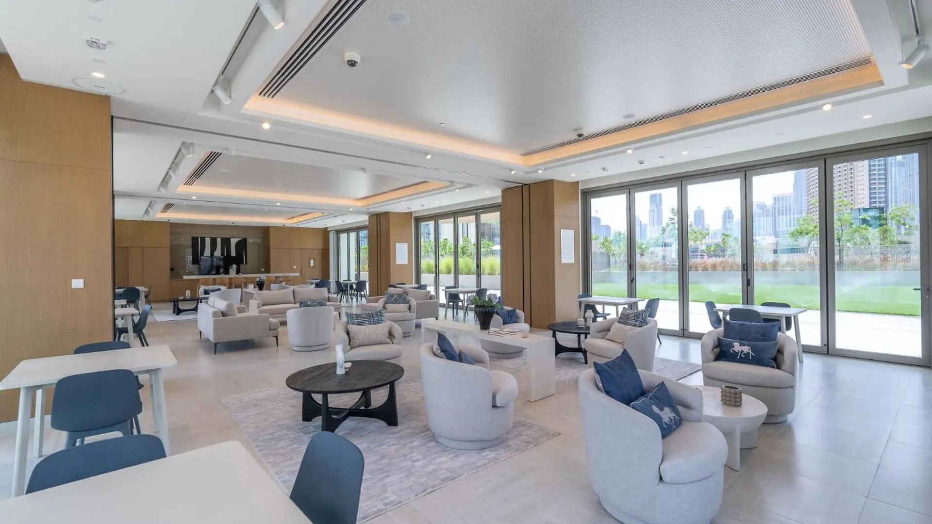 Apartment 4 Bedroom In Downtown With Full Burj Khalifa Views Dubai