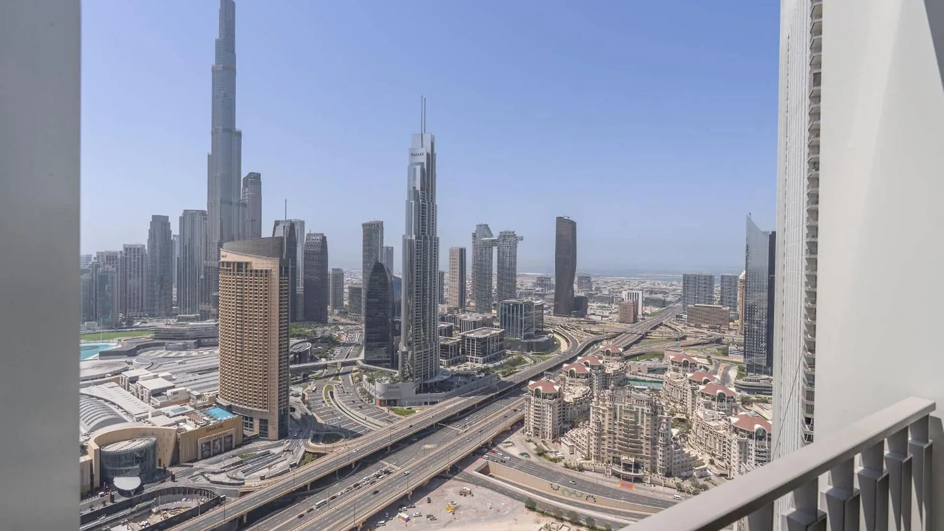 Apartment 4 Bedroom In Downtown With Full Burj Khalifa Views Dubai