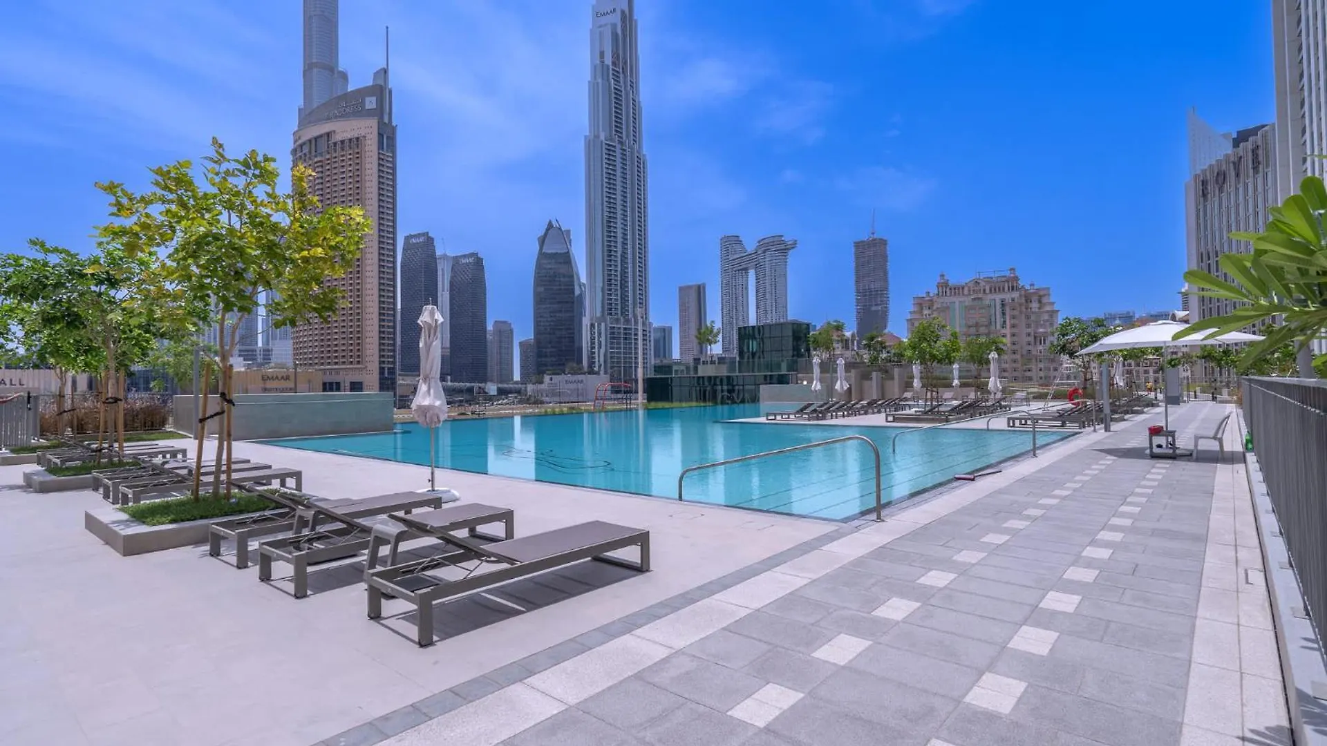 4 Bedroom In Downtown With Full Burj Khalifa Views Dubai
