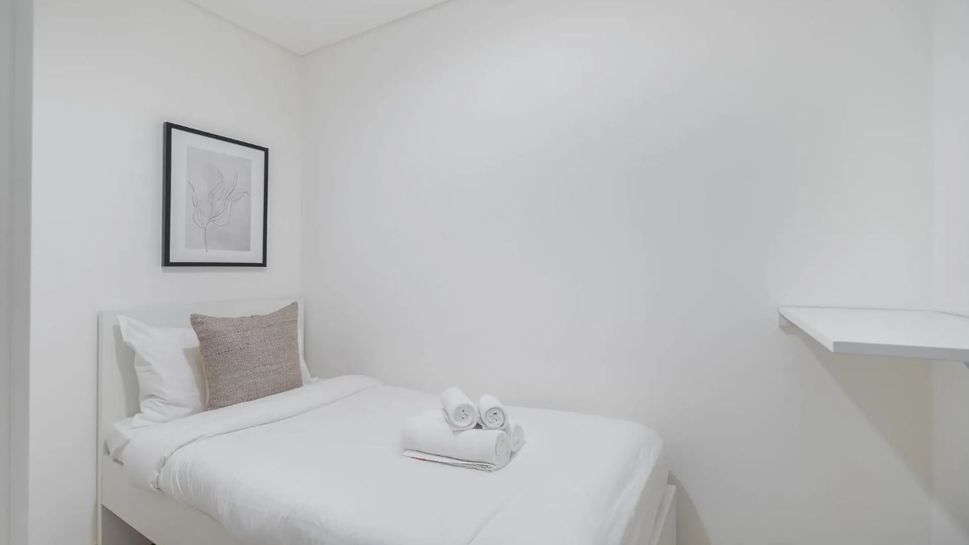 דובאי 4 Bedroom In Downtown With Full Burj Khalifa Views איחוד האמירויות הערביות