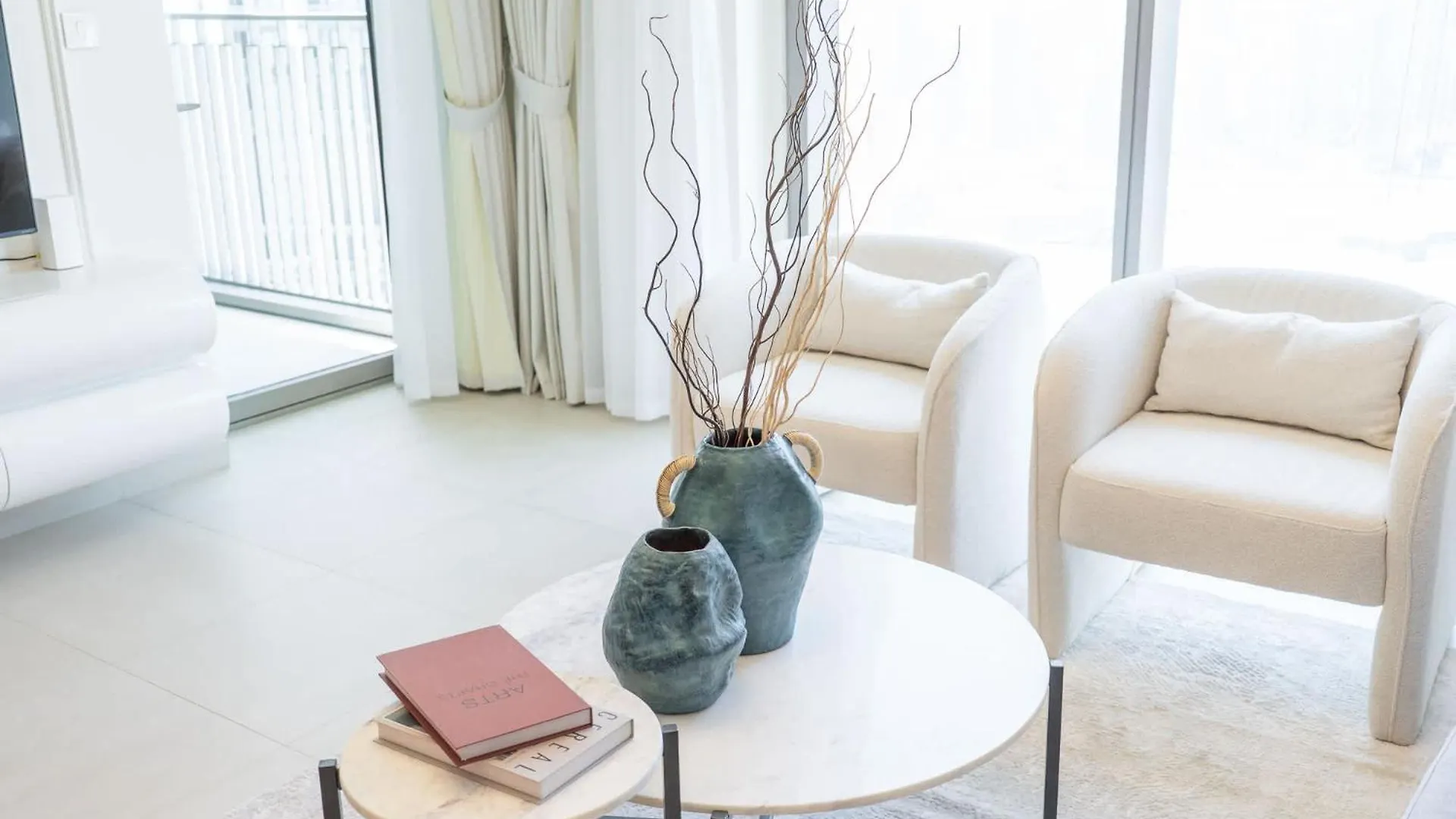 דירה דובאי 4 Bedroom In Downtown With Full Burj Khalifa Views